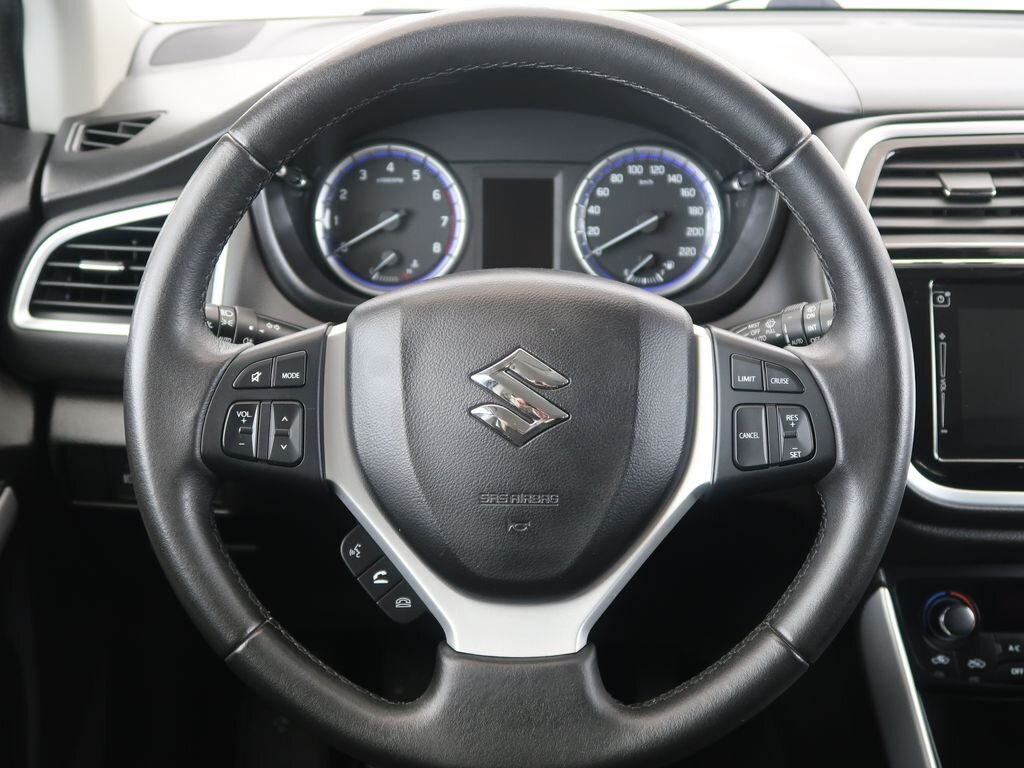 Suzuki SX4 SUV 998,0 82 kw