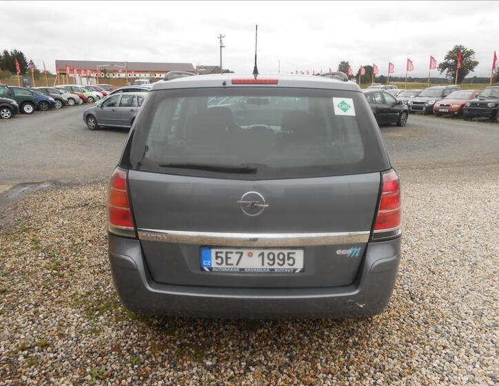 Opel Zafira 7