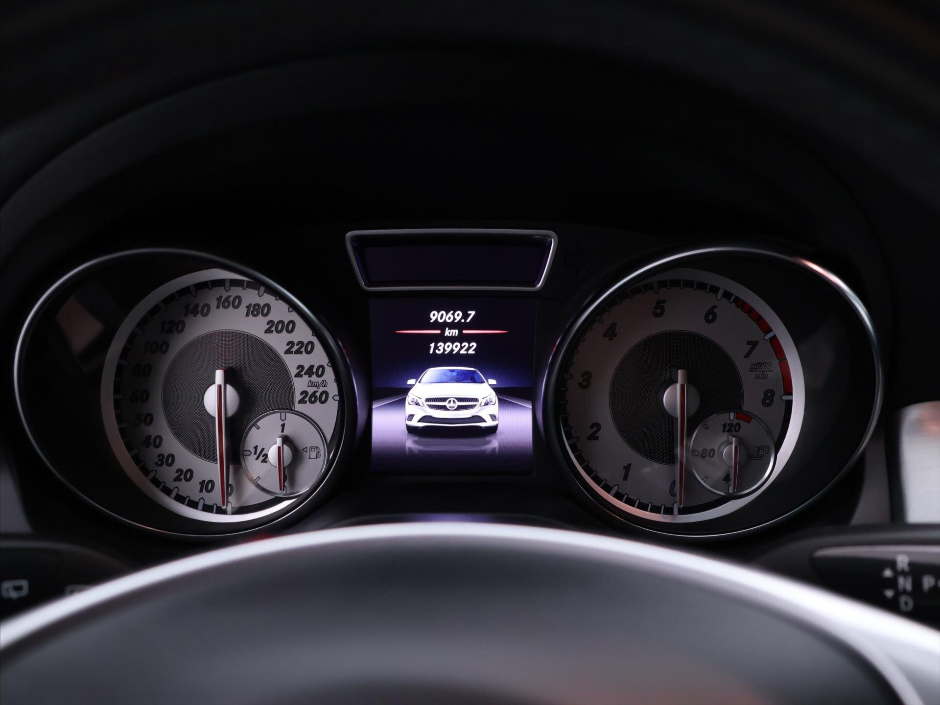 Mercedes-Benz CLA Kombi 2,0 l 155 kw