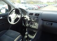 Volkswagen Touran MPV 1,2 l 77 kw
