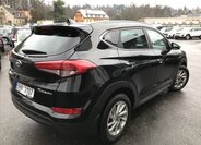 Hyundai Tucson CUV 1,7 l 104 kw