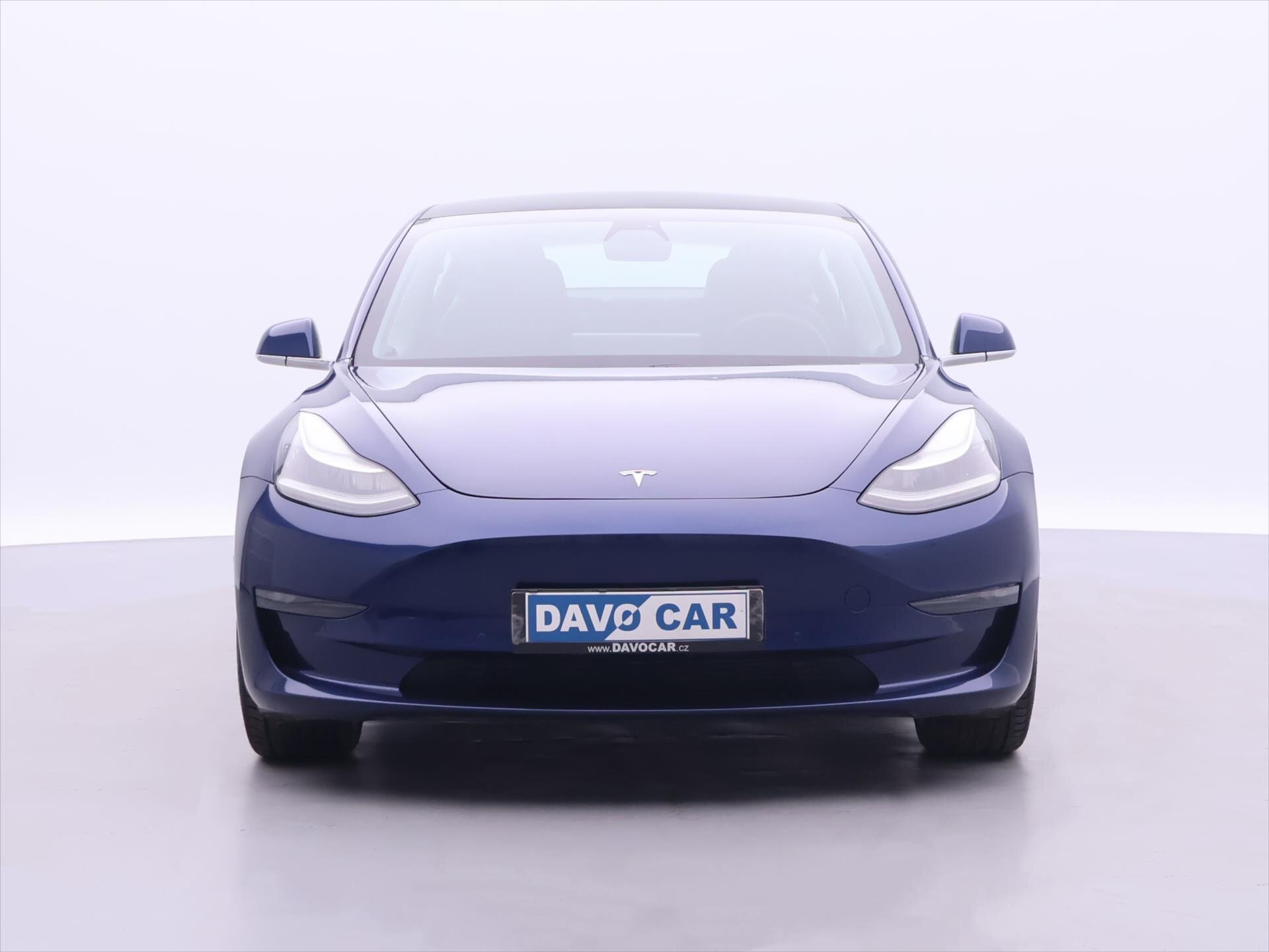 Tesla Model 3 Sedan 0,0 324 kw