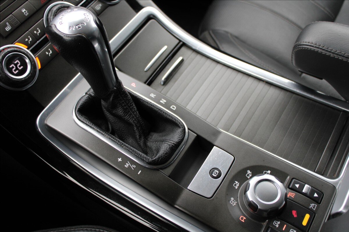 Land Rover Range Rover Sport SUV 3,0 l 180 kw