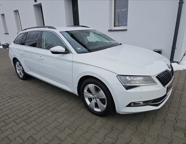 Škoda Superb Kombi 2,0 l 140 kw