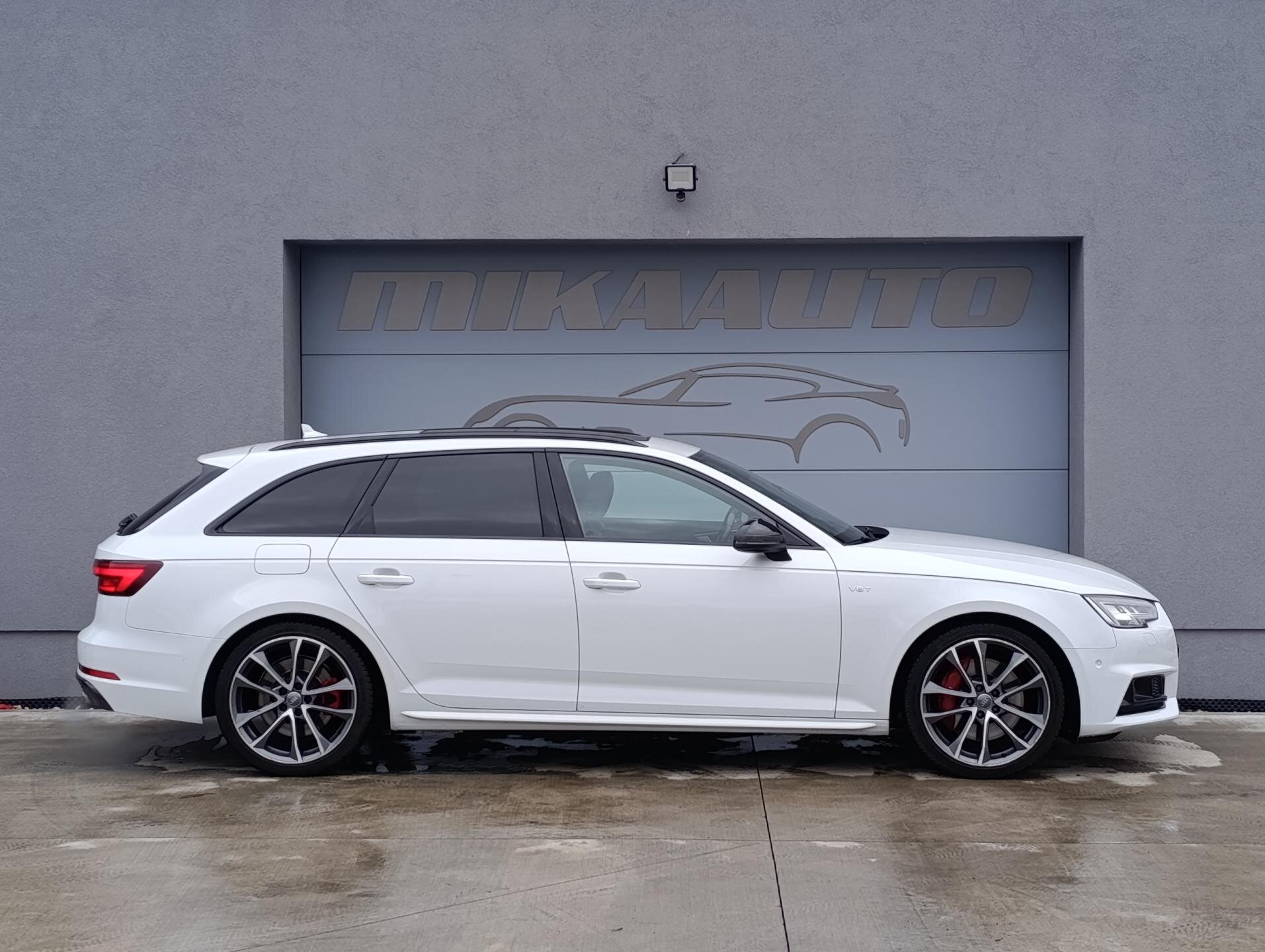 Audi S4 Kombi 3,0 l 260 kw