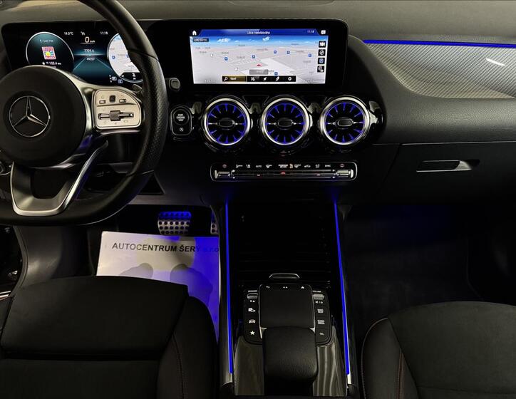 Mercedes-Benz GLA 21