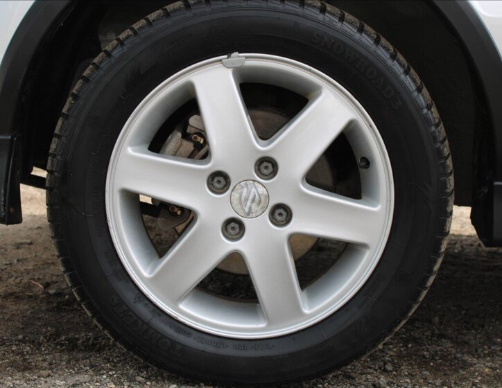 Suzuki Ignis Hatchback 1,5 l 73 kw