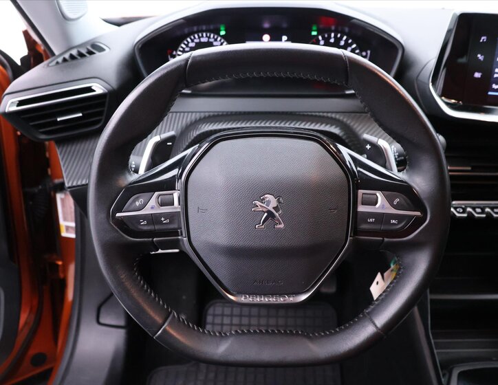 Peugeot 2008 SUV / Terénní 1,2 l 96 kw