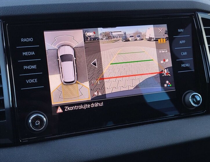 Škoda Karoq SUV / Terénní 1,5 l 110 kw