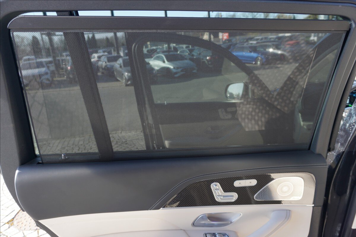 Mercedes-Benz GLS SUV / Terénní 4,0 l 450 kw