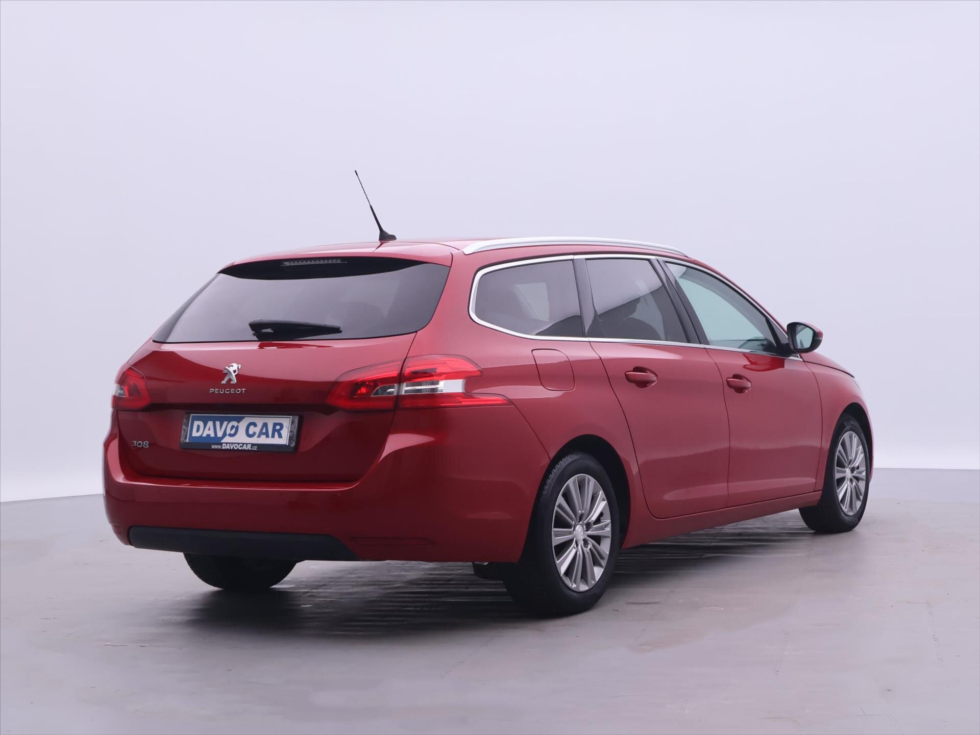 Peugeot 308 Kombi 1,2 l 96 kw