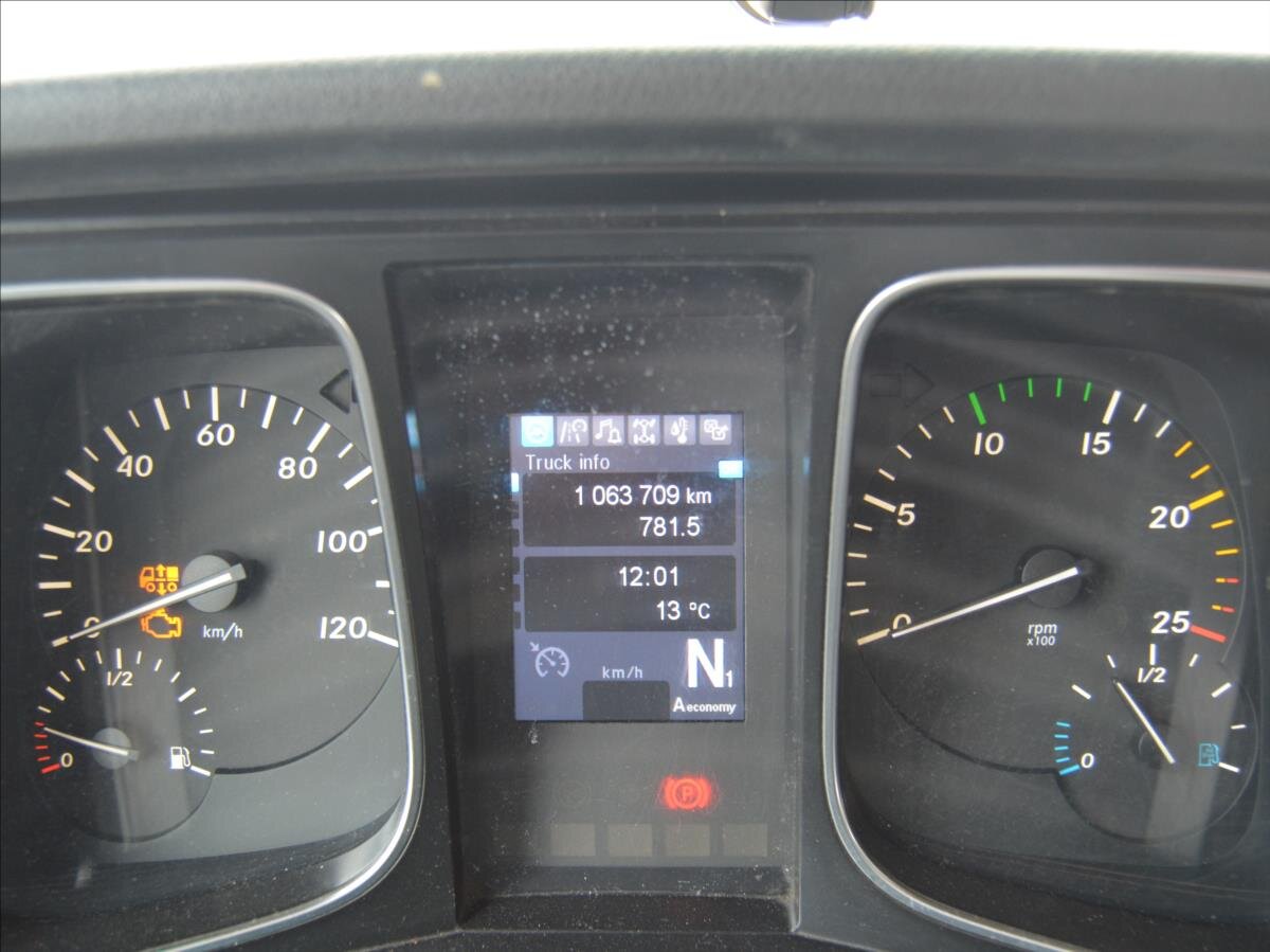 Mercedes-Benz Ostatní Ostatní 0,0 330 kw