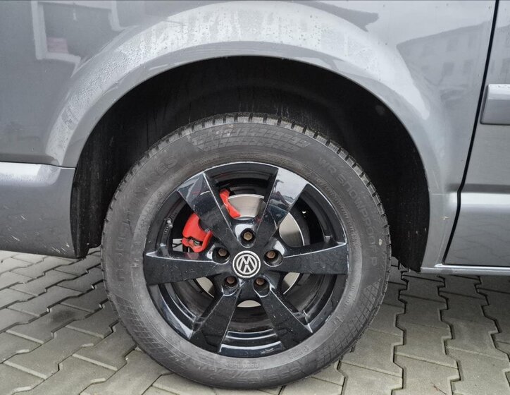 Volkswagen Multivan 39