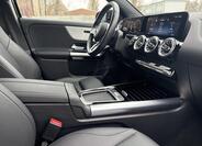 Mercedes-Benz GLA 13