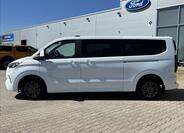 Ford Tourneo Custom 2