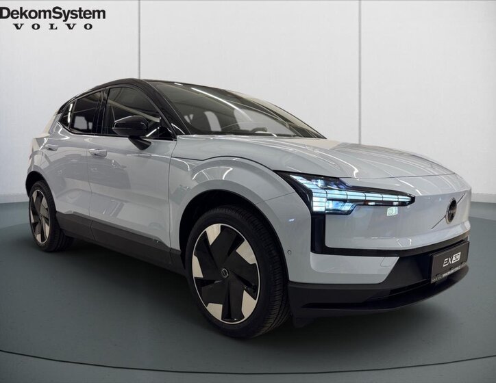 Volvo EX30 SUV 0,0 200 kw