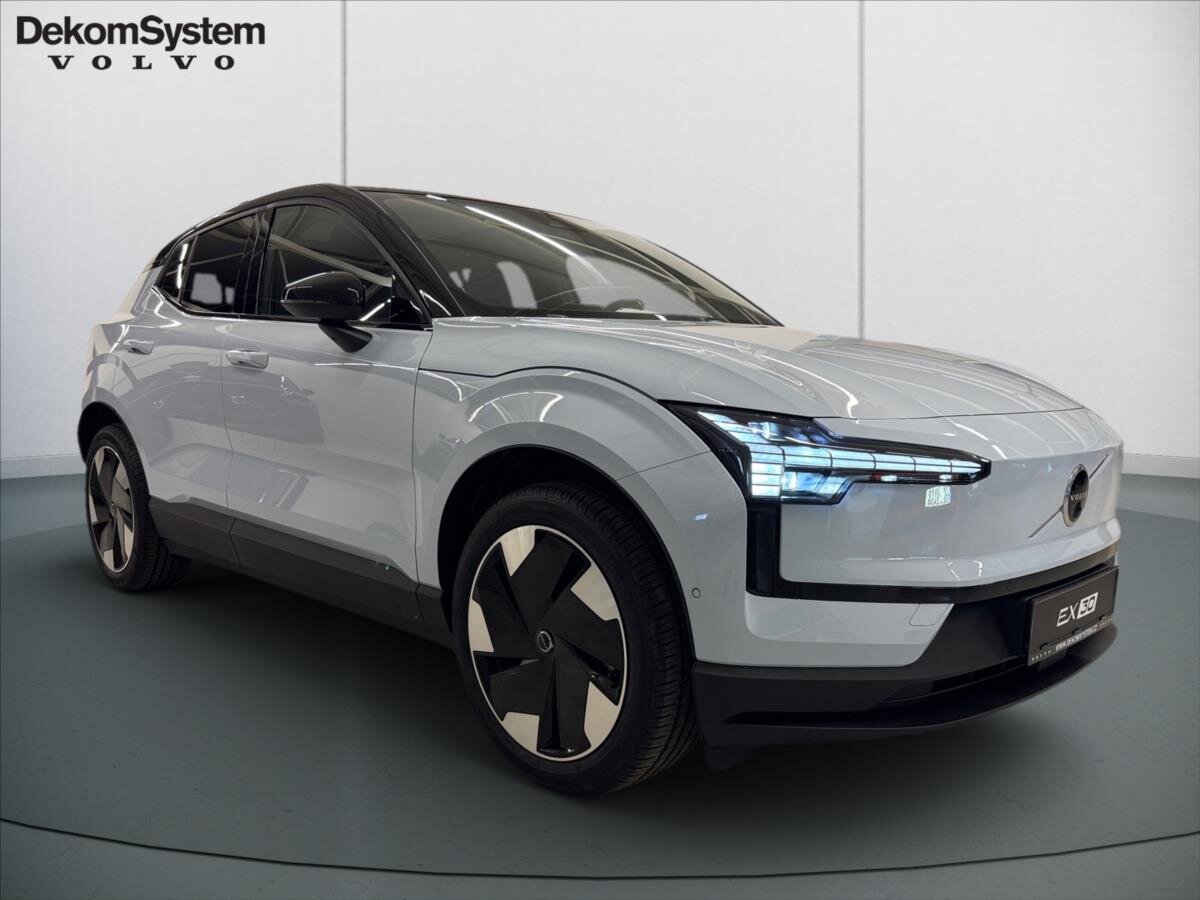 Volvo EX30 SUV 0,0 200 kw