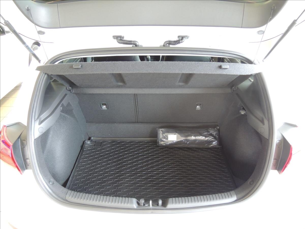 Hyundai i30 Hatchback 1,5 l 70 kw