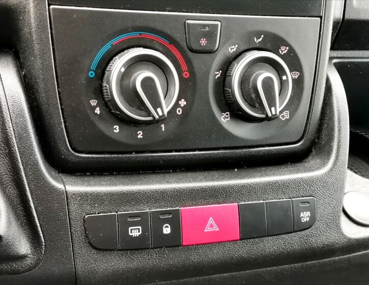 Peugeot Boxer Ostatní 2,0 l 120 kw