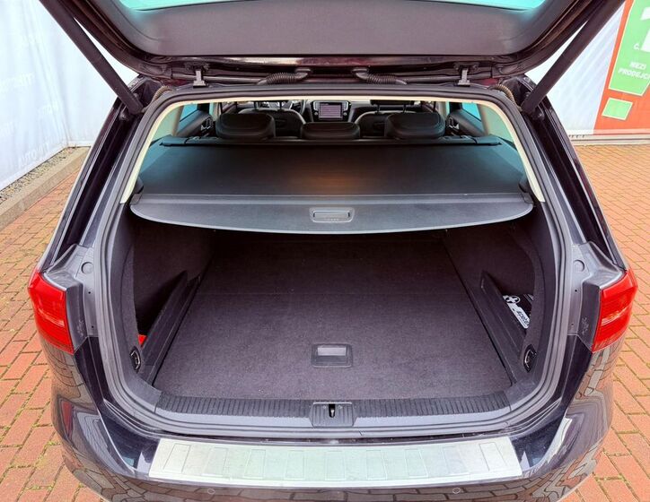 Volkswagen Passat 10