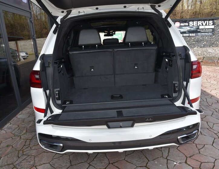 BMW X7 SUV / Terénní 3,0 l 195 kw