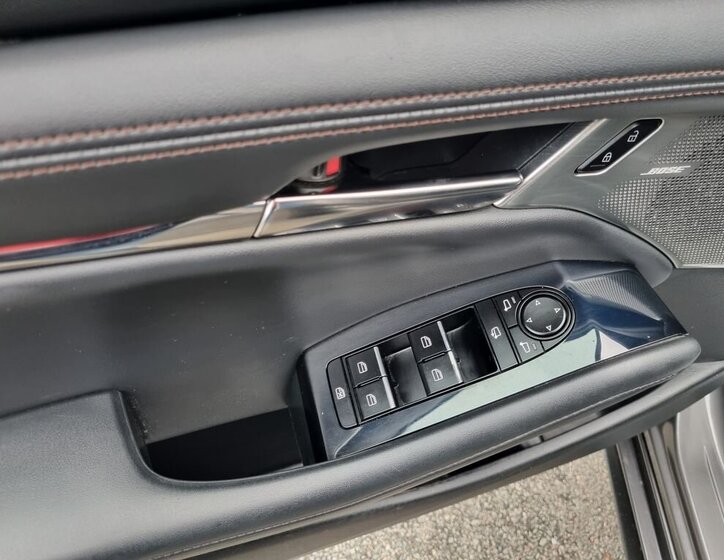 Mazda 3 Hatchback 2,0 l 90 kw