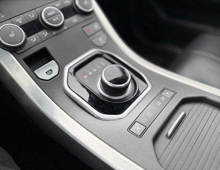 Land Rover Range Rover Evoque SUV / Terénní 2,0 l 110 kw