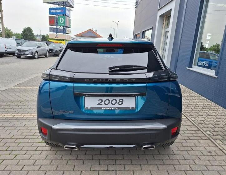 Peugeot 2008 4