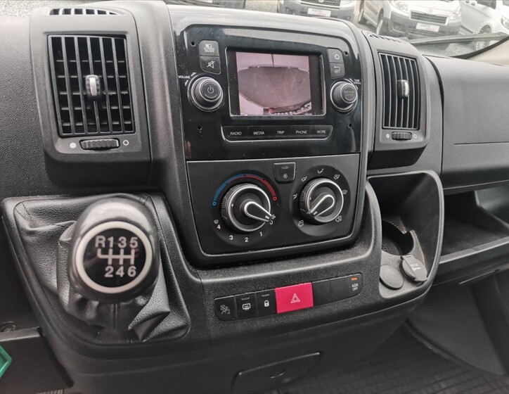 Peugeot Boxer 9