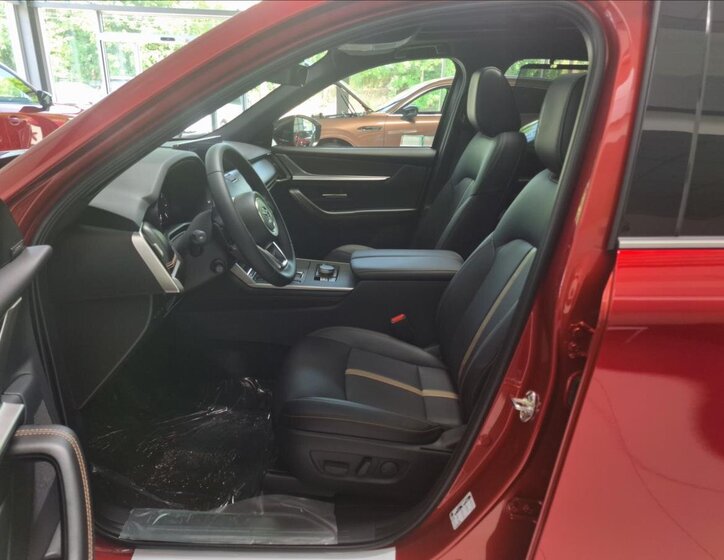 Mazda CX-80 SUV / Terénní 2,5 l 241 kw