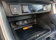 Toyota RAV4 SUV / Terénní 2,5 l 131 kw