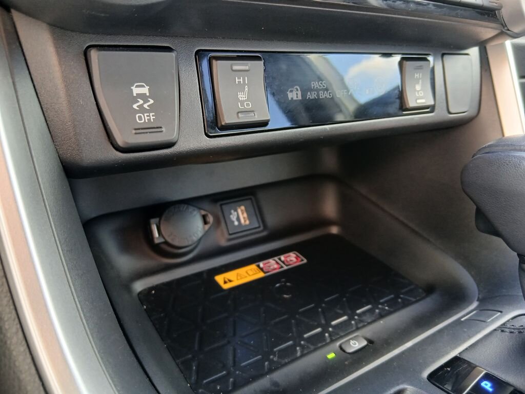 Toyota RAV4 SUV / Terénní 2,5 l 131 kw