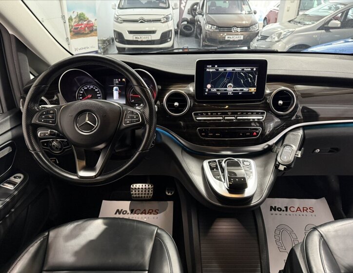 Mercedes-Benz Třídy V 27