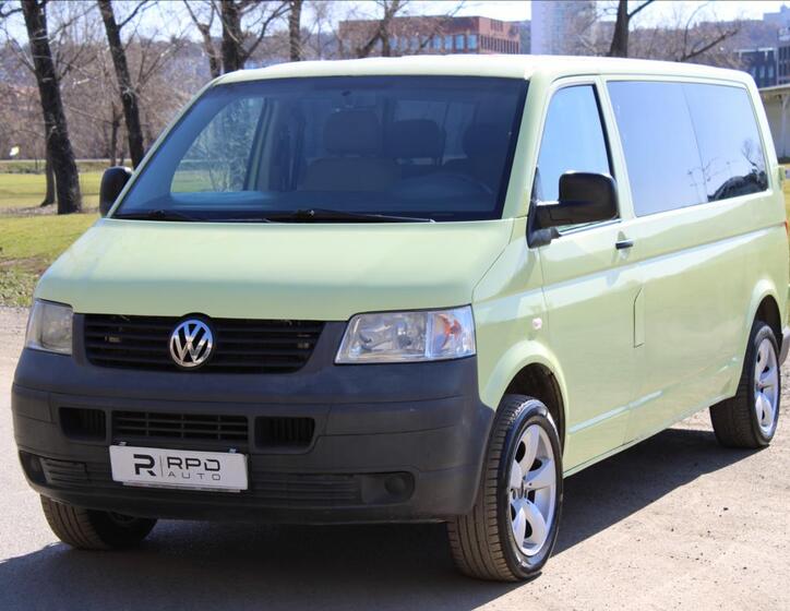 Volkswagen Transporter 1