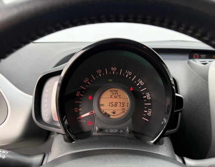 Toyota Aygo Hatchback 998,0 51 kw