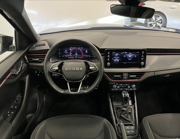 Škoda Kamiq CUV / Crossover 1,5 l 110 kw