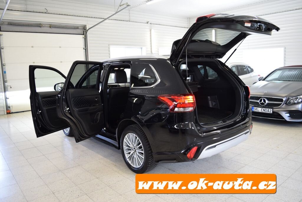 Mitsubishi Outlander SUV 0,0 0