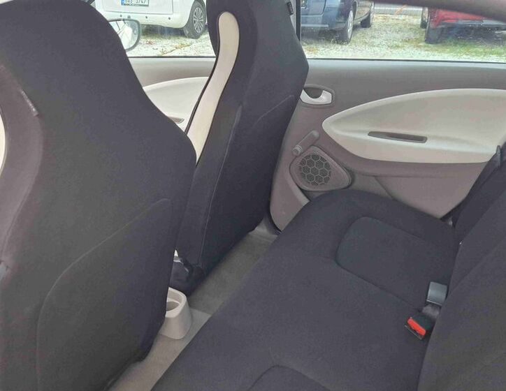 Renault ZOE 8