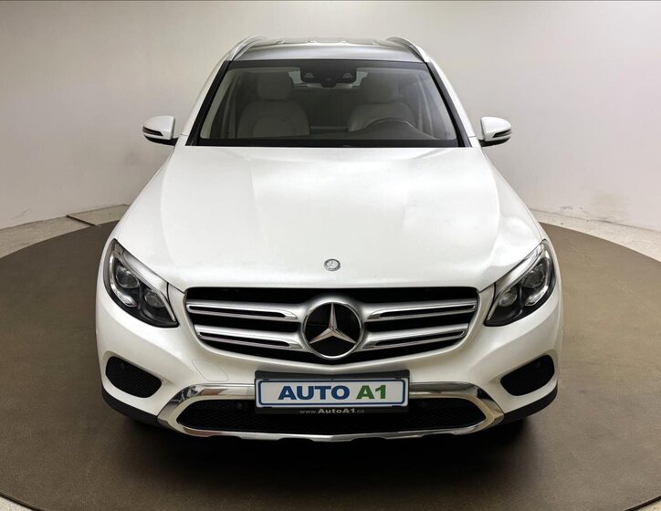 Mercedes-Benz GLC 2