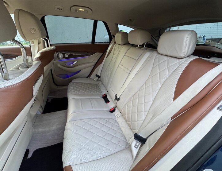 Mercedes-Benz Třídy E Kombi 0,0 245 kw