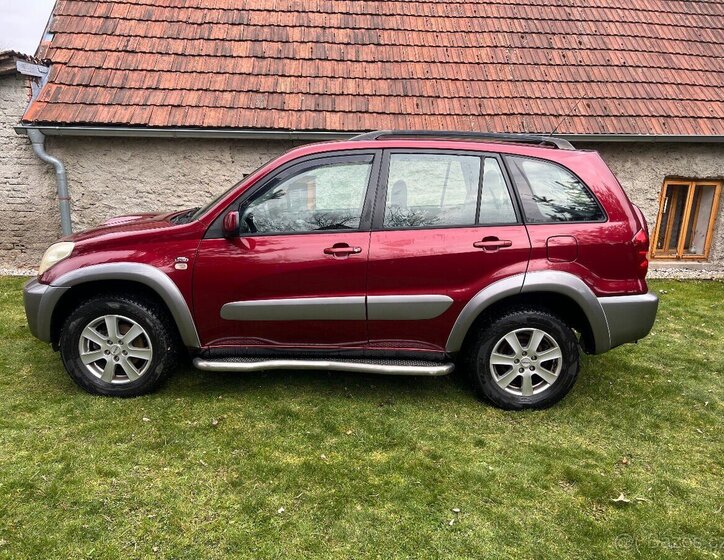 Toyota RAV4 SUV / Terénní 0,0 85 kw