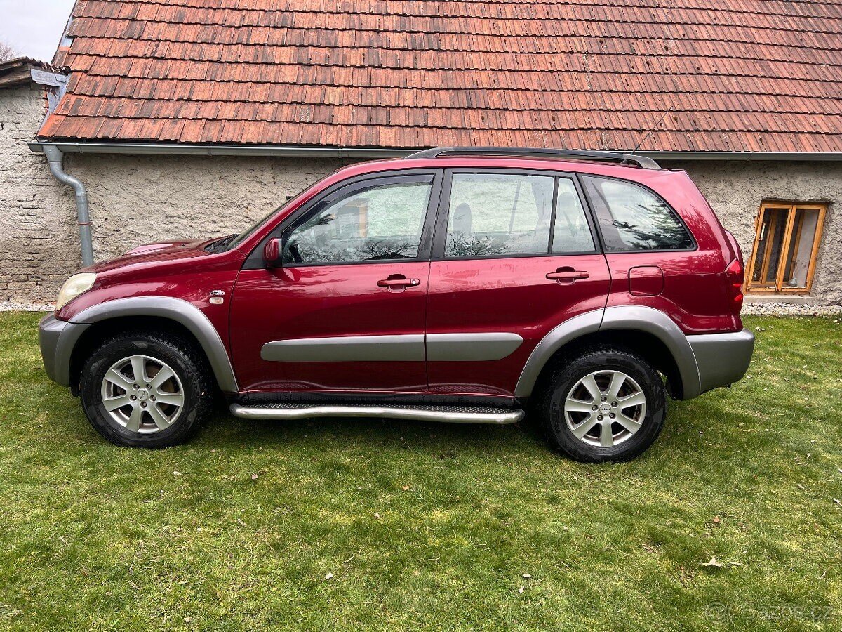 Toyota RAV4 SUV / Terénní 0,0 85 kw