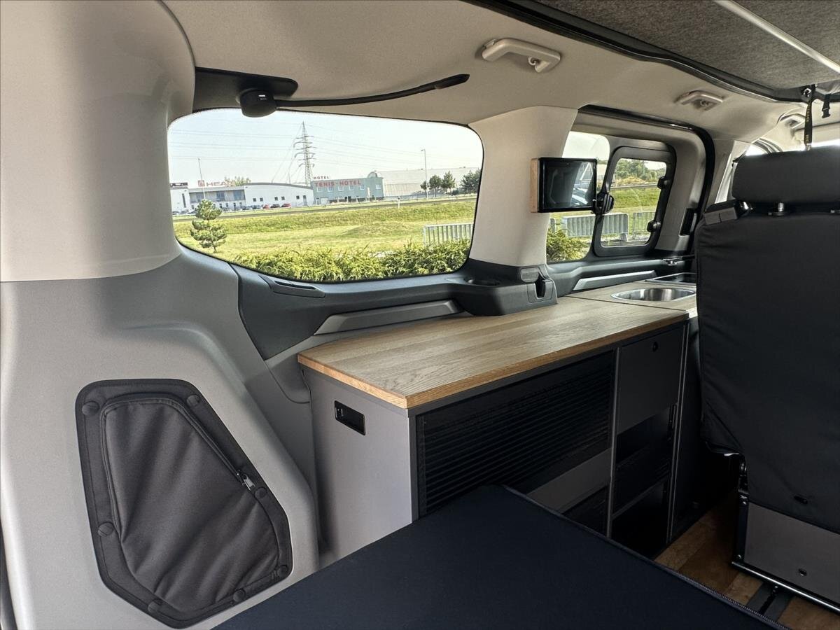 Ford Tourneo Custom Kombi 2,0 l 125 kw