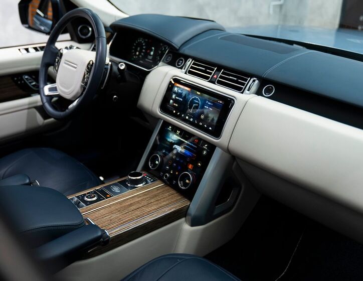 Land Rover Range Rover 38