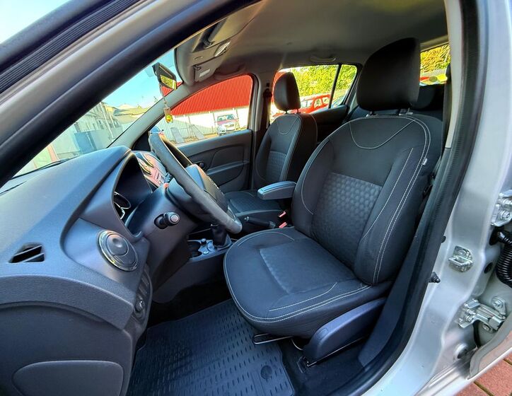 Dacia Sandero 11