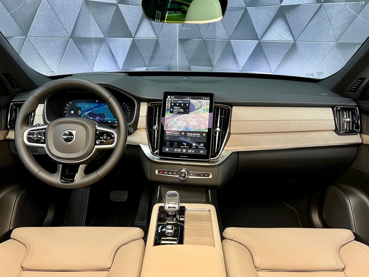 Volvo XC90 SUV 2,0 l 184 kw