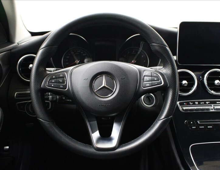 Mercedes-Benz Třídy C Kombi 2,0 l 135 kw