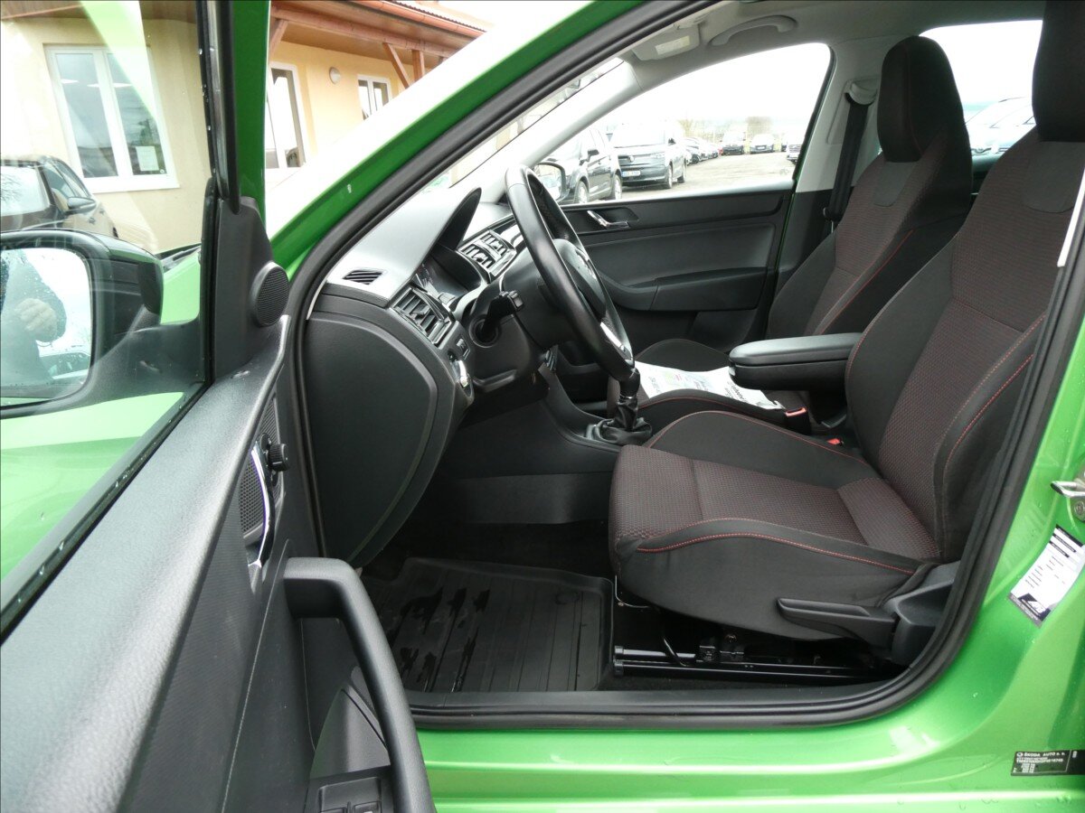 Škoda Rapid Hatchback 1,2 l 77 kw