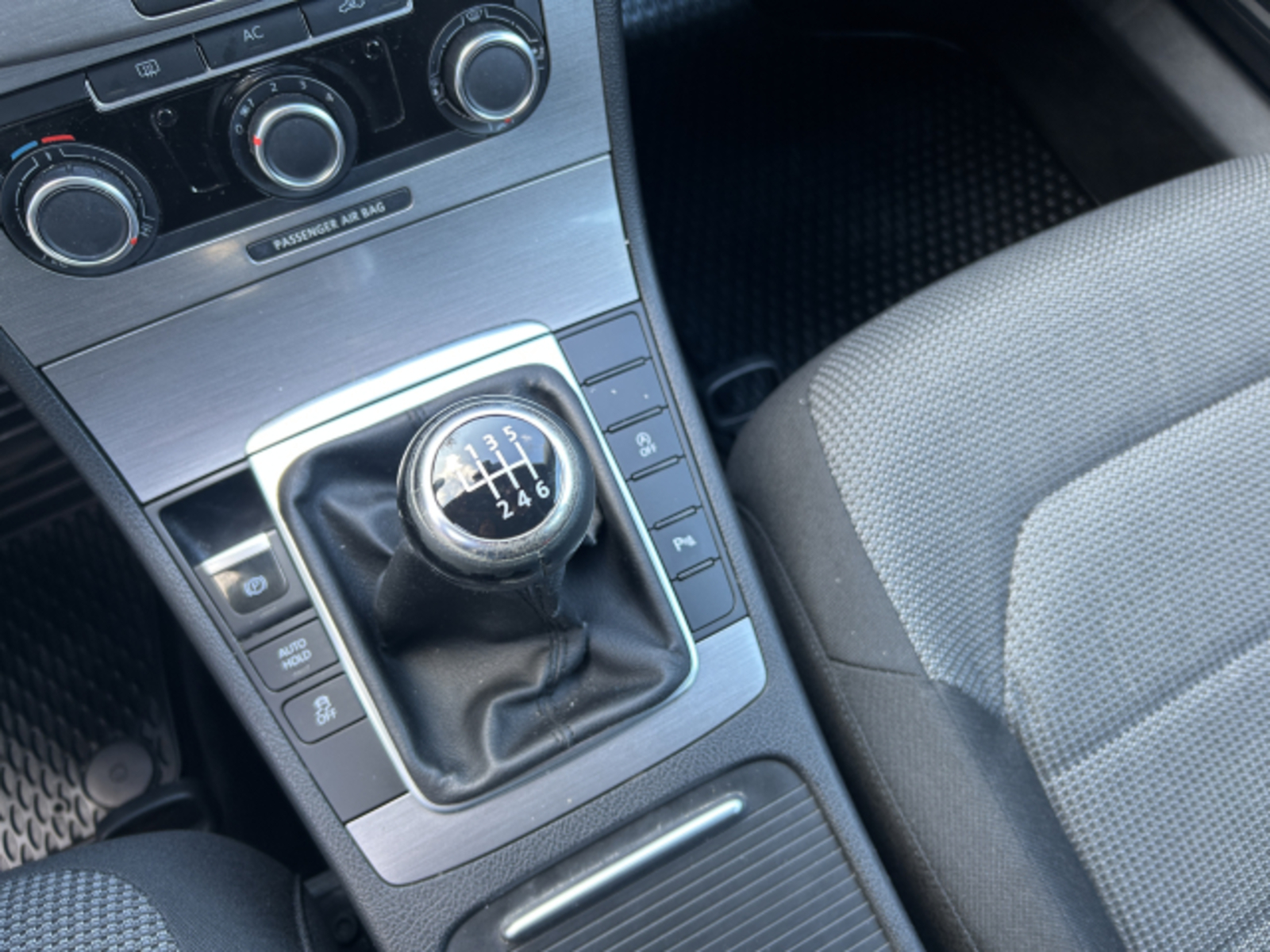 Volkswagen Passat 49