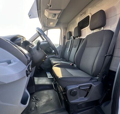 Ford Transit 12